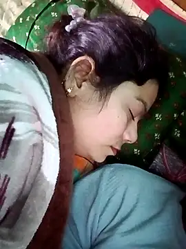 Snapshot of Lustyful_Couple chatting on November 13, 10:13 pm Lustyful Couple online show from November 13, 10:13 pm