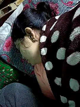 Snapshot of Lustyful_Couple chatting on December 17, 11:54 pm Lustyful Couple online show from December 17, 11:54 pm