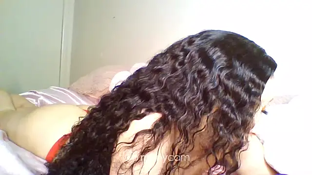 Snapshot of bambibarbi chatting on July 10, 3:39 am bambibarbi online show from July 10, 3:39 am