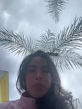 Snapshot of kathott chatting on May 8, 12:31 pm kathott online show from May 8, 12:31 pm