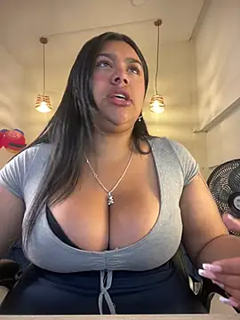 Snapshot of _Dulcinea_1 chatting on July 1, 9:09 am Dulcinea 1 online show from July 1, 9:09 am
