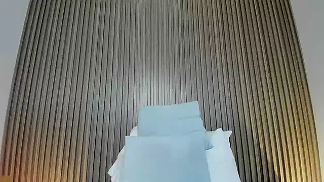 Snapshot of dania_miller_ chatting on October 4, 2:40 pm dania miller online show from October 4, 2:40 pm