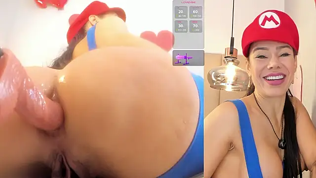 SOFIAGOEZ30 online show from February 25, 11:21 am