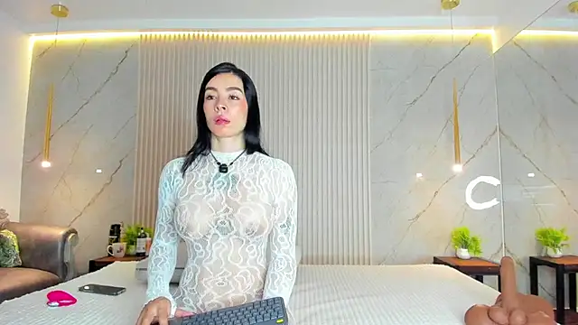 Snapshot of nathassa_grant chatting on November 12, 11:58 am nathassa grant online show from November 12, 11:58 am