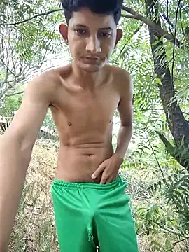 Snapshot of Juan_Hotcaliemte chatting on June 17, 12:15 pm Juan Hotcaliemte online show from June 17, 12:15 pm