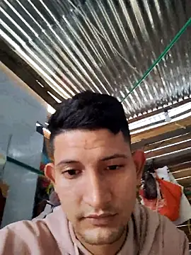 Juan Hotcaliemte online show from December 21, 1:35 pm