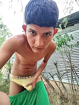 Snapshot of Juan_Hotcaliemte chatting on July 17, 11:18 am Juan Hotcaliemte online show from July 17, 11:18 am