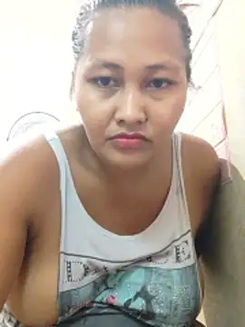 Sweetchuby1995 online show from April 15, 7:58 pm