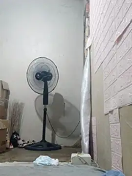 Sweetchuby1995 online show from April 26, 1:41 pm