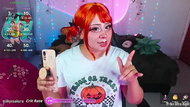 MilkyXSakura online show from October 31, 2:30 am