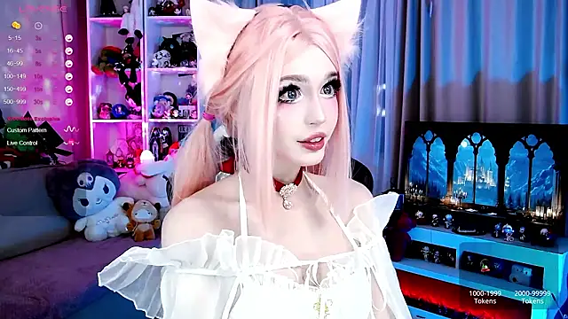 Snapshot of _Sparkland_ chatting on February 1, 7:56 pm Sparkland online show from February 1, 7:56 pm