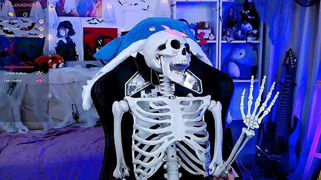 Snapshot of _Sparkland_ chatting on October 22, 10:19 pm Sparkland online show from October 22, 10:19 pm