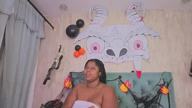 Alexa roussee online show from October 31, 12:13 pm