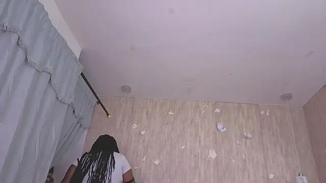 Alexa roussee online show from November 21, 12:48 pm