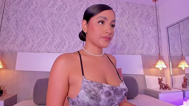 AishaPeyton online show from December 5, 4:16 pm