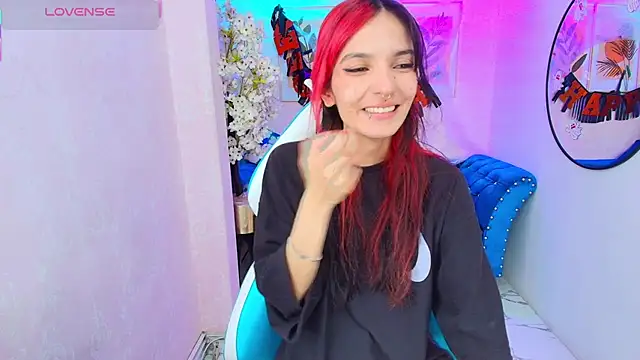 Dafne huges online show from November 2, 12:43 pm