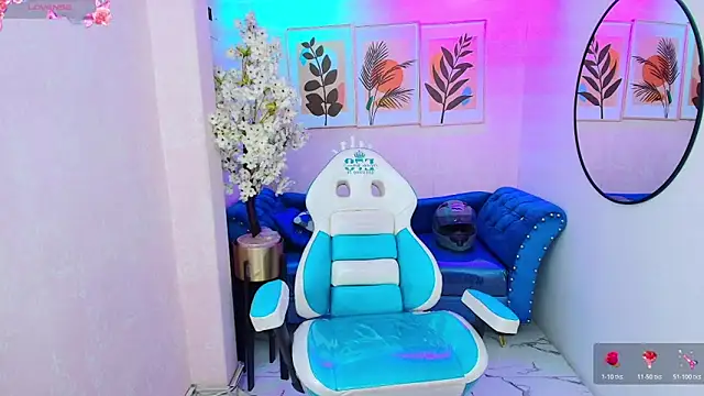 Dafne huges online show from November 25, 7:36 pm