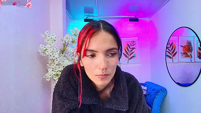 Dafne huges online show from November 21, 7:02 pm