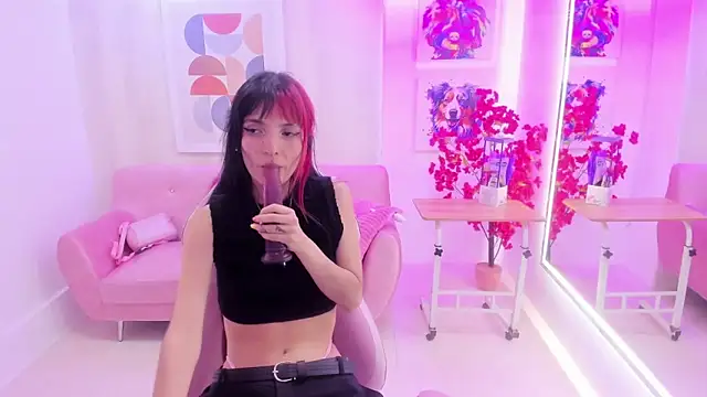 Dafne huges online show from March 8, 10:56 pm