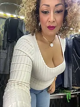 Katti Barrera online show from July 28, 8:52 pm