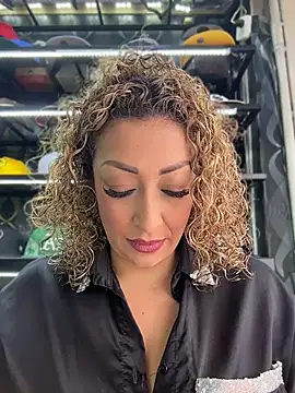 Katti Barrera online show from June 26, 6:14 pm