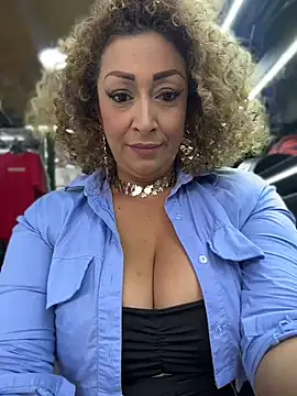 Katti Barrera online show from July 17, 7:55 pm