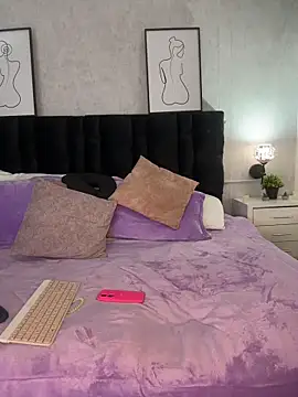 Katti Barrera online show from February 2, 10:36 am