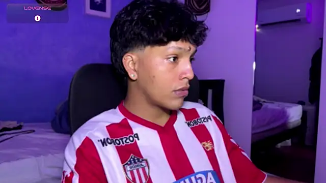 Xander bonnet1 online show from December 3, 4:39 pm