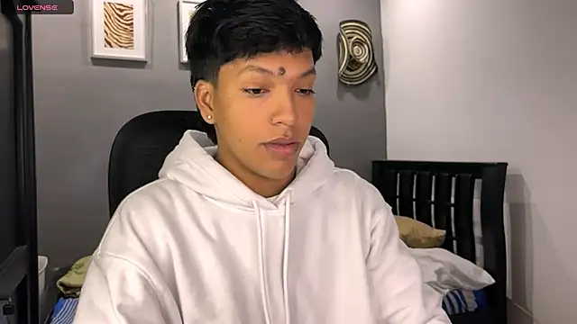 Xander bonnet1 online show from January 29, 12:56 pm