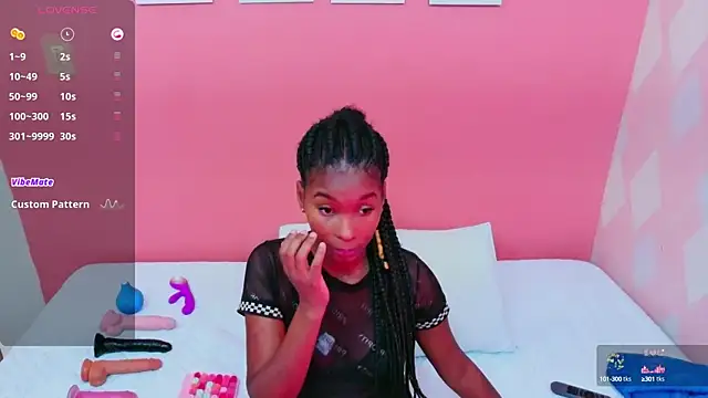 Snapshot of petitelittleebony chatting on September 11, 7:25 pm petitelittleebony online show from September 11, 7:25 pm
