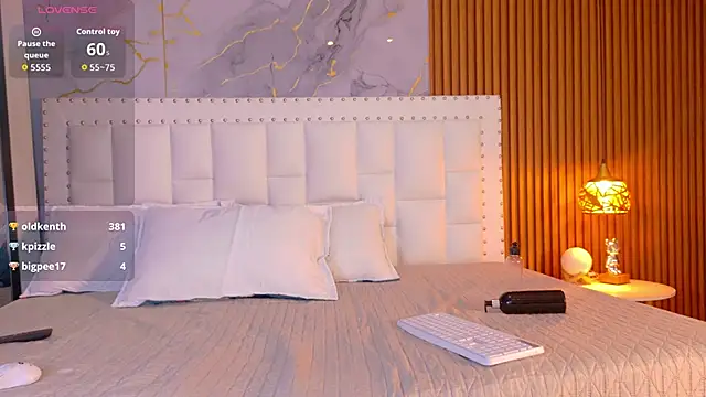 petitelittleebony online show from March 20, 3:07 am