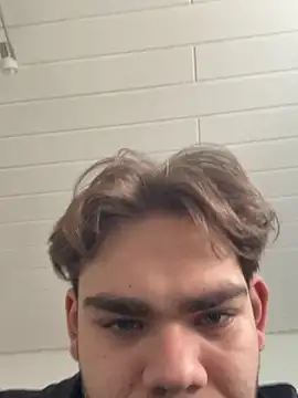 JuNIs  online show from November 13, 12:09 pm