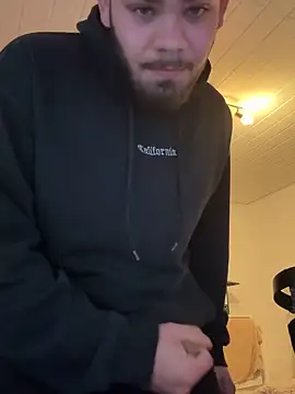 JuNIs  online show from September 23, 9:22 pm