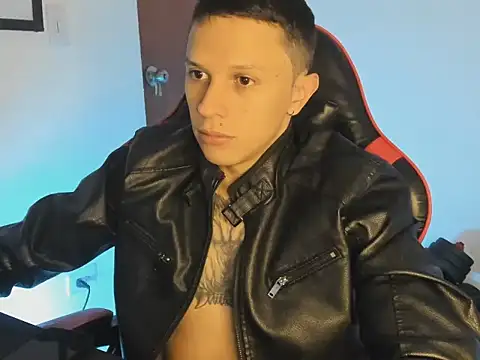 Snapshot of goodboy69l chatting on July 14, 6:03 pm goodboy69l online show from July 14, 6:03 pm
