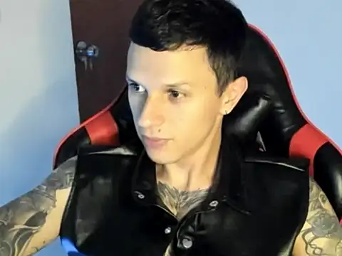 goodboy69l online show from May 12, 11:22 pm