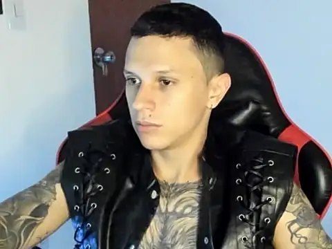 goodboy69l online show from May 29, 10:38 pm