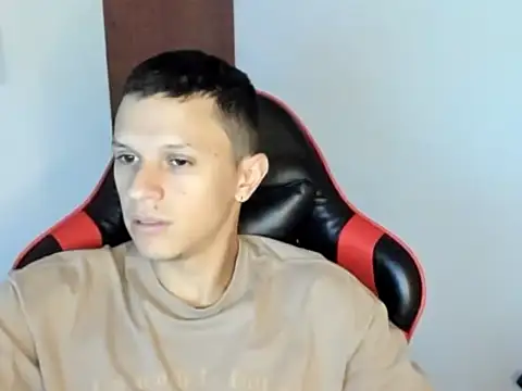 goodboy69l online show from May 30, 3:39 pm