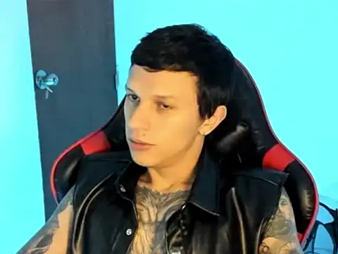 goodboy69l online show from April 12, 11:24 am