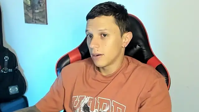 Snapshot of goodboy69l chatting on February 9, 12:41 am goodboy69l online show from February 9, 12:41 am