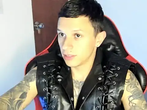 goodboy69l online show from May 6, 11:53 pm