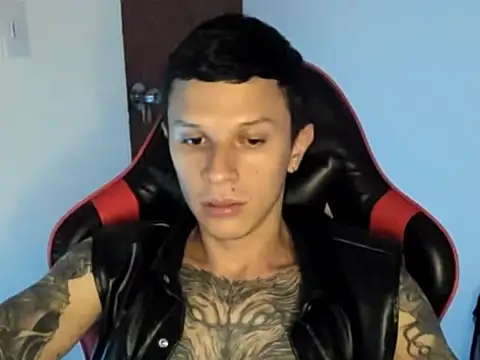 goodboy69l online show from May 20, 11:02 pm