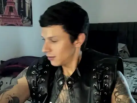 goodboy69l online show from April 12, 11:41 pm