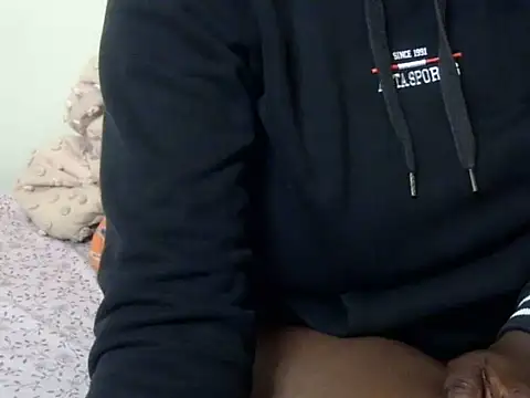 Snapshot of Big_boobyy chatting on November 6, 9:19 pm Big boobyy online show from November 6, 9:19 pm