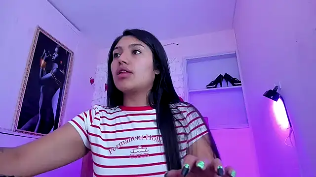 SarahStones online show from October 12, 11:39 pm