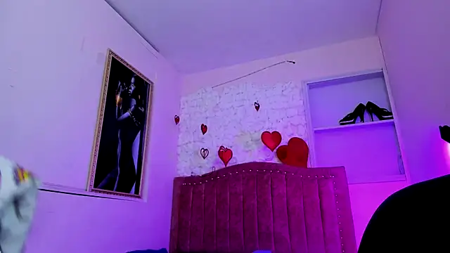 SarahStones online show from September 30, 9:26 am