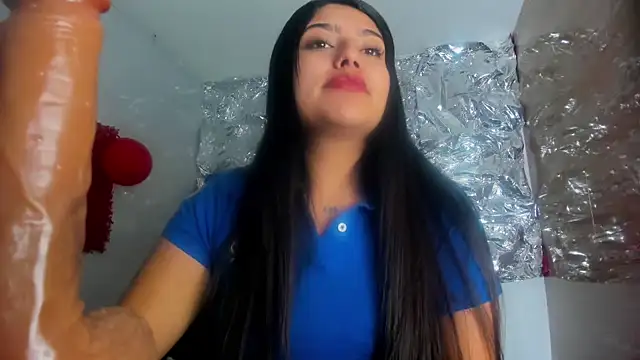 SarahStones online show from April 10, 4:08 am