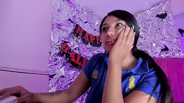 SarahStones online show from October 24, 4:22 am