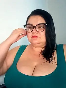 Madisonpalacio online show from December 17, 8:36 pm