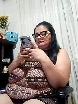Snapshot of Madisonpalacio chatting on March 9, 5:22 am Madisonpalacio online show from March 9, 5:22 am