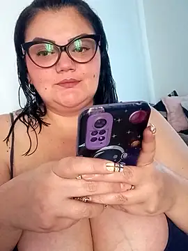 Madisonpalacio online show from November 26, 5:24 pm